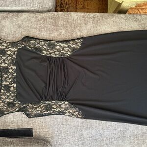 Haani Black and White Ruched Sheath Dress